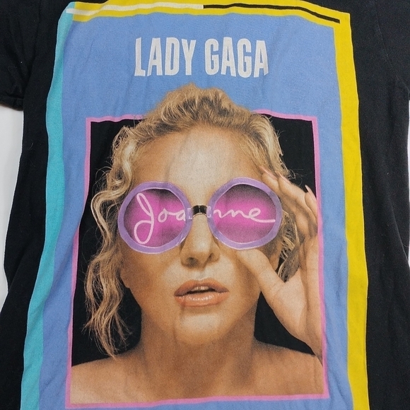 Lady Gaga world tour women's small sized t shirt - Picture 1 of 7